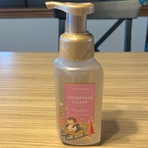 Bath & Body Works Gentle Foaming Hand Soap. Champagne Toast.